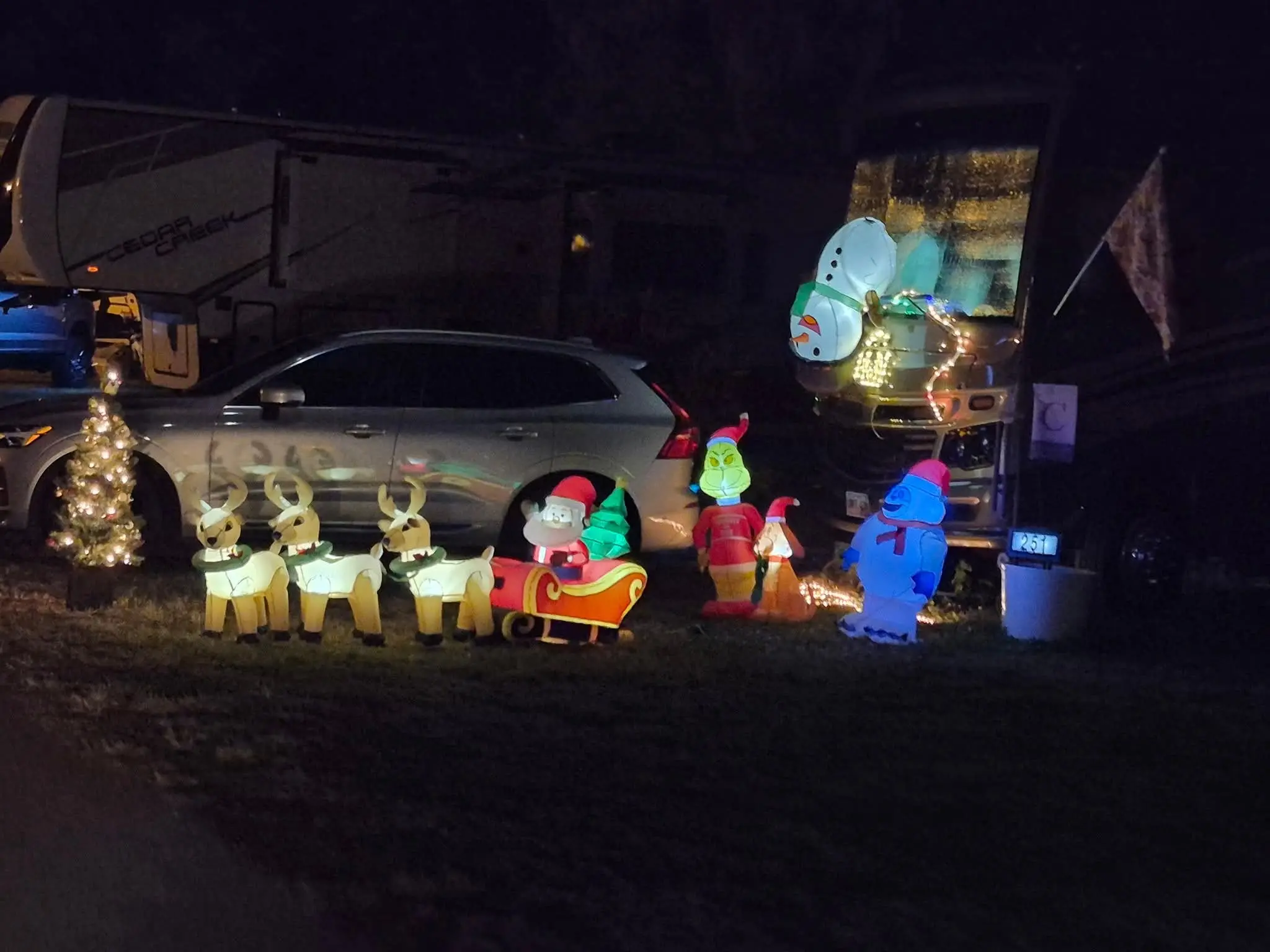 Holiday decorations at an Endless Summer RV site